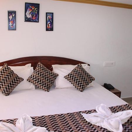 Hotel M R Manfred กาลังกูติ ภายนอก รูปภาพ