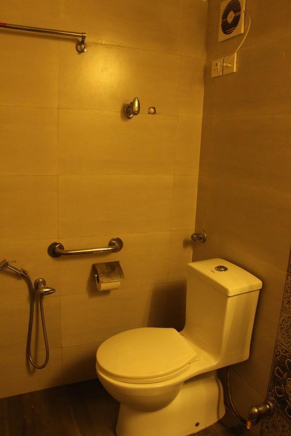 Hotel M R Manfred กาลังกูติ ภายนอก รูปภาพ