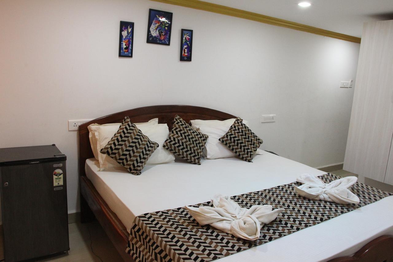 Hotel M R Manfred กาลังกูติ ภายนอก รูปภาพ
